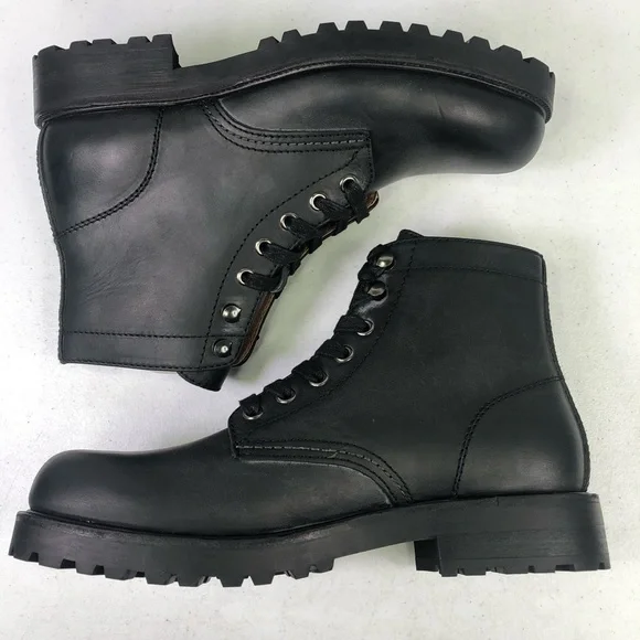 The Men’s Store Bloomingdales Pierce Plain Toe Leather Boots